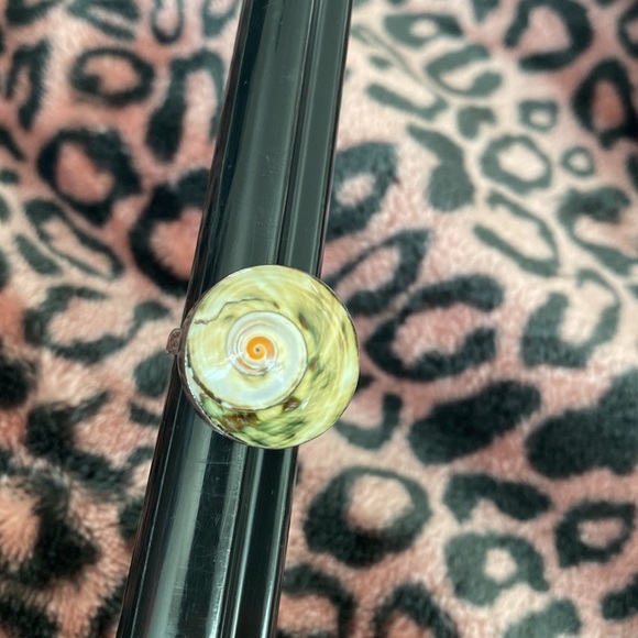 Shell & sterling silver ring - Picture 6 of 10